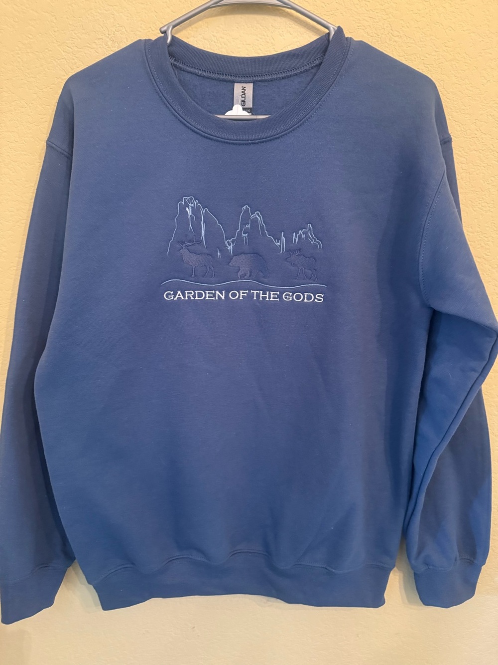 Garden of the Gods Coneflower Blue Sweatshirt Size Small NWT